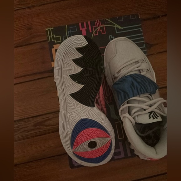 Kyrie 6 vast grey - Picture 4 of 4